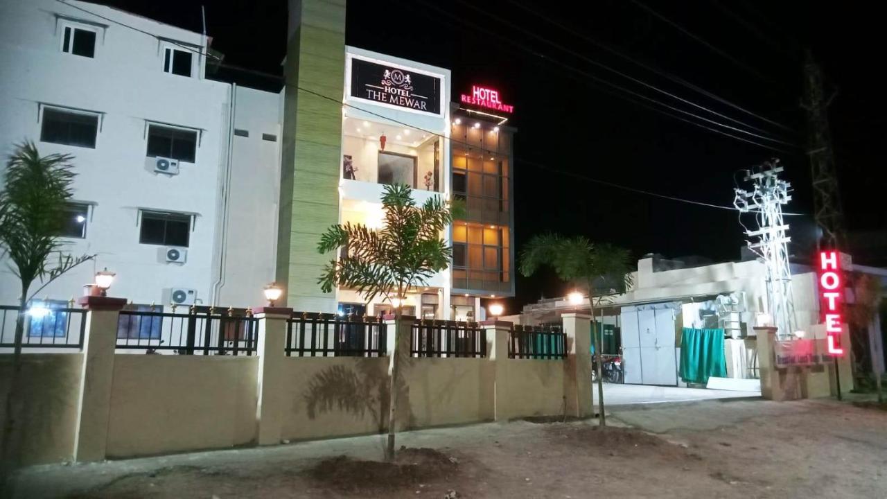 Hotel The Mewar Dabok Экстерьер фото