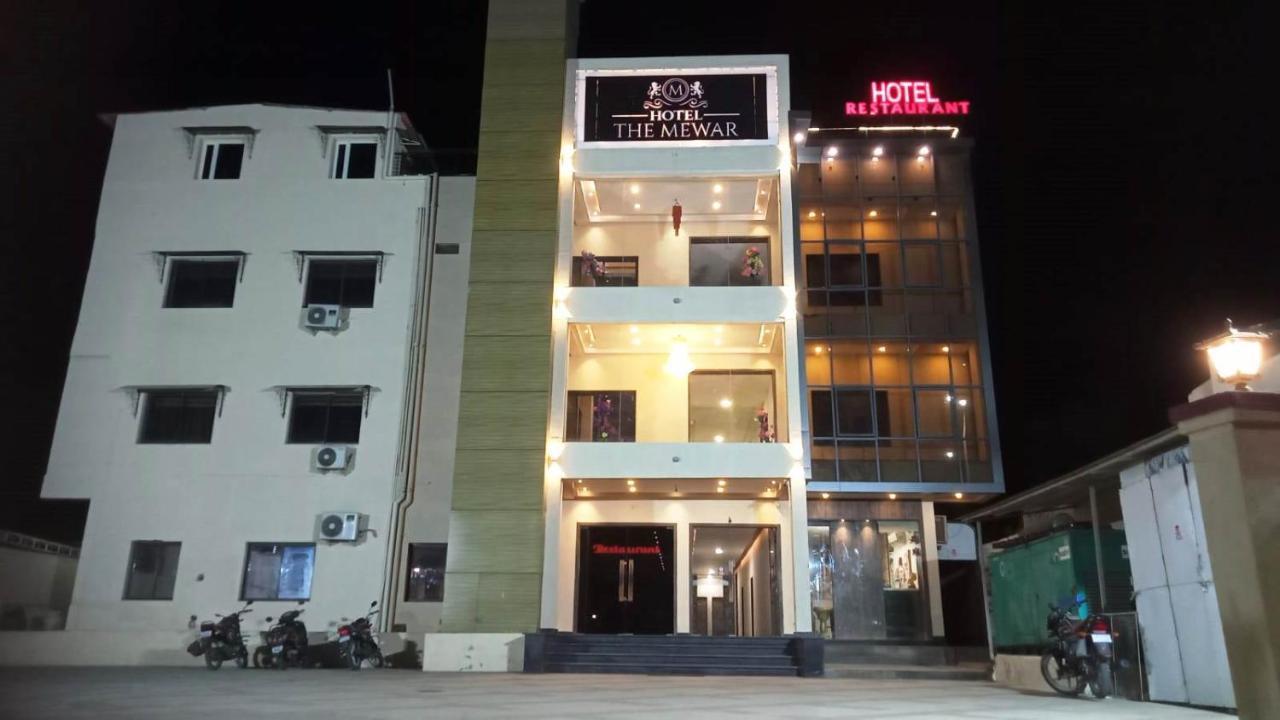 Hotel The Mewar Dabok Экстерьер фото