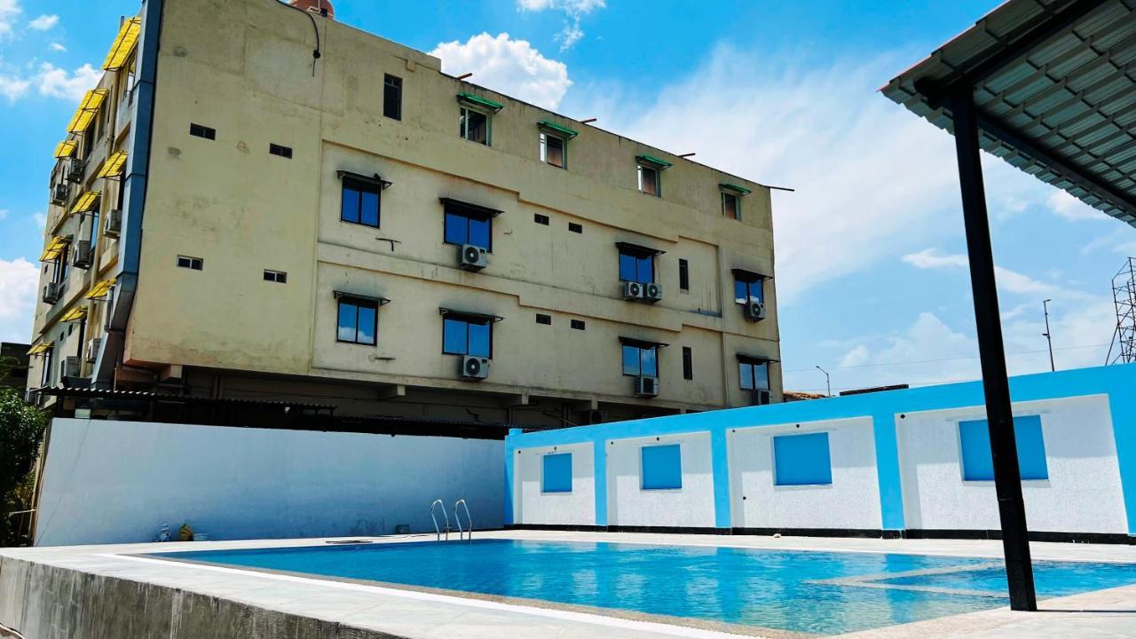 Hotel The Mewar Dabok Экстерьер фото